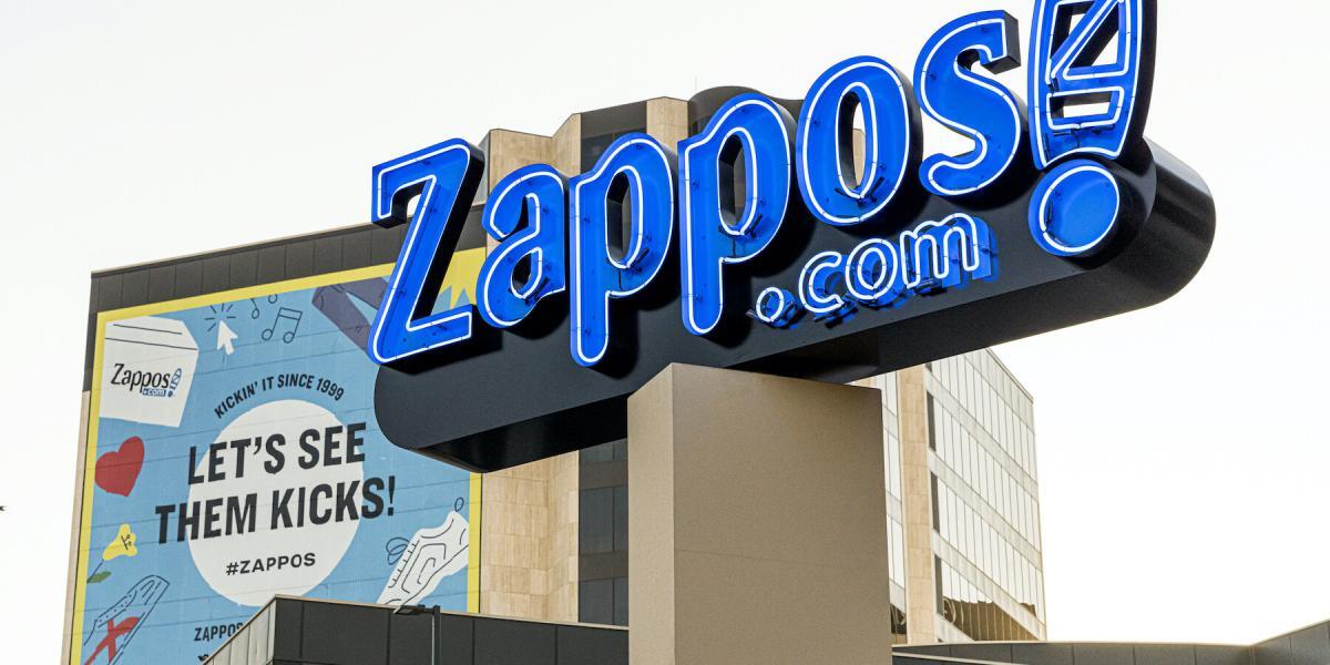 Zappos holistic branding